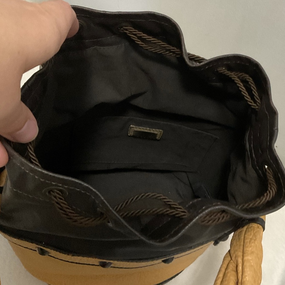 Gorgeous Vintage Fendi Palazzo Bucket Bag - Picture 9 of 11